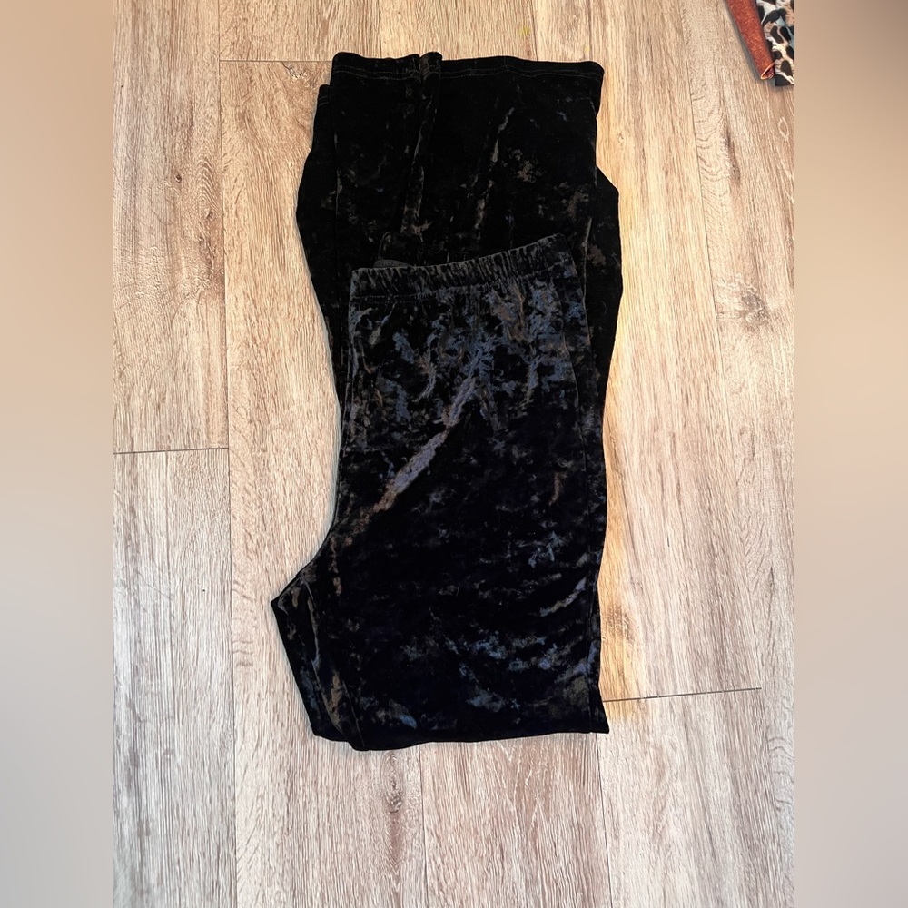 2 pairs Shein bell bottoms velvet and cheetah super cute and very soft
